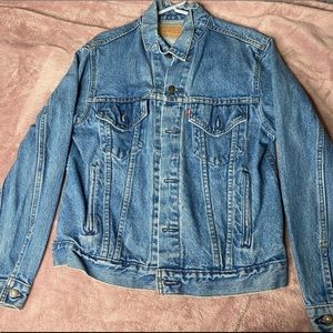 Vintage Levi Jean Jacket size large from the 80’s